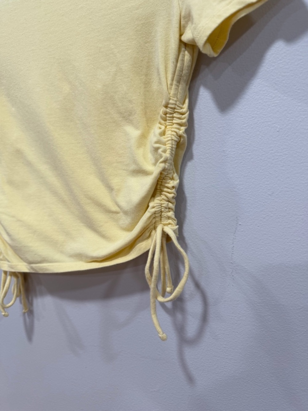 Hollister Yellow Ruched Baby Tee Side Tie Crop Top Soft Stretch Size S - Picture 3 of 7
